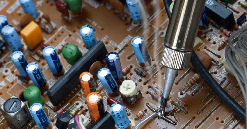 Conserto de Purificador de Água em Cuiabá | Assistência Perto de Mim placa eletronica com falhas ou sem funcionamento